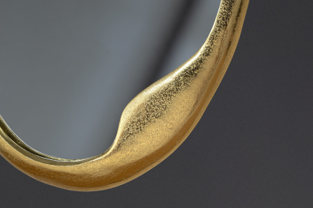 Oglindă de perete PORTRAIT 70 cm ovală din metal auriu, realizată manual [4]