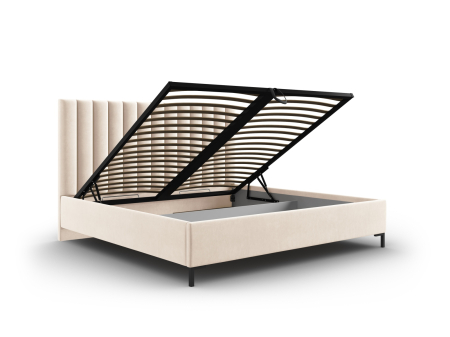 Pat Allison cu tapițerie din catifea [3]