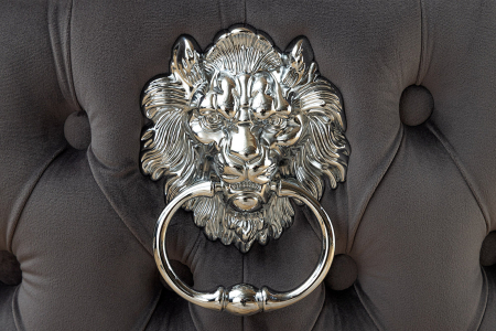 Set 2 scaune CASTLE DELUXE din catifea gri cu detaliu in forma de cap de leu [4]