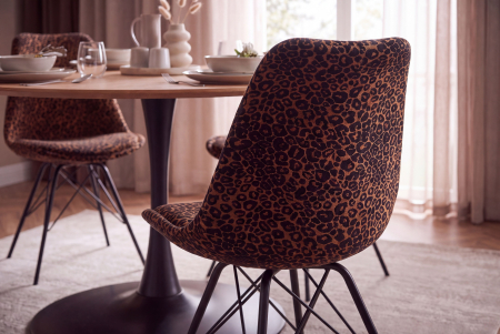 Set patru scaune SCANDINAVIA MEISTERSTÜCK din chenile cu model leopard, maro și negru, cu picioare negre [4]