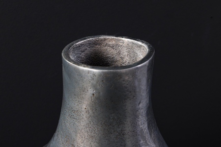 Vază RING 30 cm metal gri închis realizată manual [7]