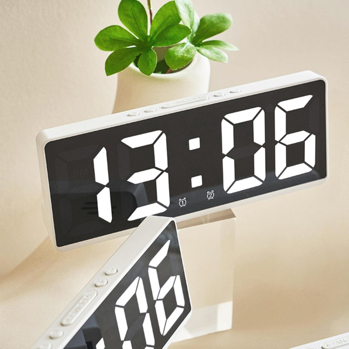 Ceas de interior cu design modern, activare vocala, iluminare discreta pe timp de noapte, 6628, temperatura, alarma, snooze, alb [9]