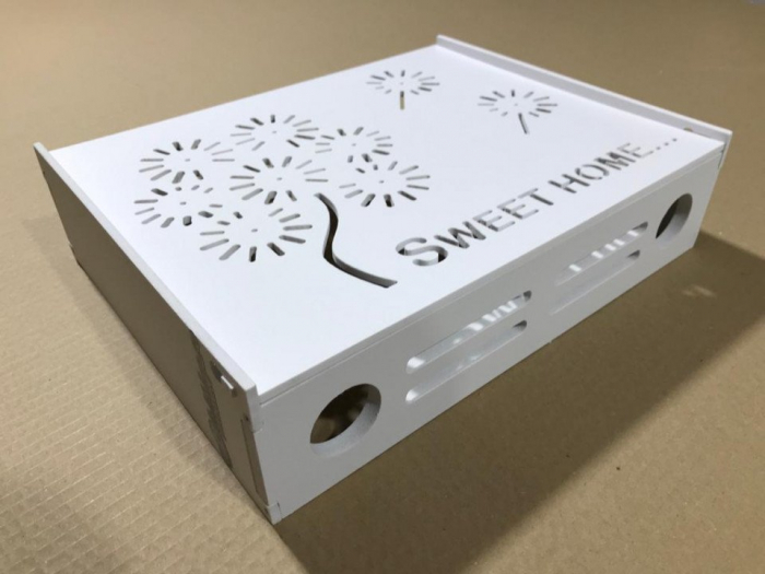 Suport Router Wireless Home 60 x 40 x 10 cm, alb, pentru mascare fire si echipament WI-FI, posibilitate montare pe perete [8]