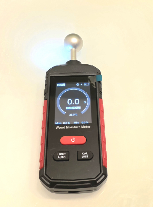 Umidometru lemn fara contact Optimus AT 637 – detector digital de umiditate 0–100% RH, adâncime 5–40 mm [4]