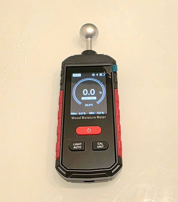 Umidometru lemn fara contact Optimus AT 637 – detector digital de umiditate 0–100% RH, adâncime 5–40 mm [8]