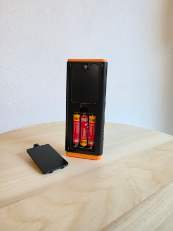 Umidometru digital inductiv YITANGTEC YT301, fara pini, pentru lemn, zidarie si pereti, LCD iluminat, alarma umiditate, adancime detectie 19 mm [10]