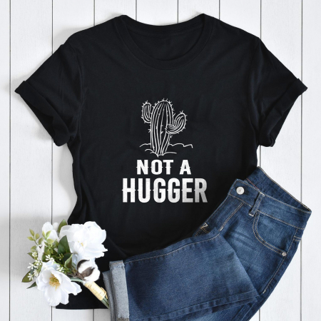 Cu Mesaj - Tricou Negru Not a Hugger