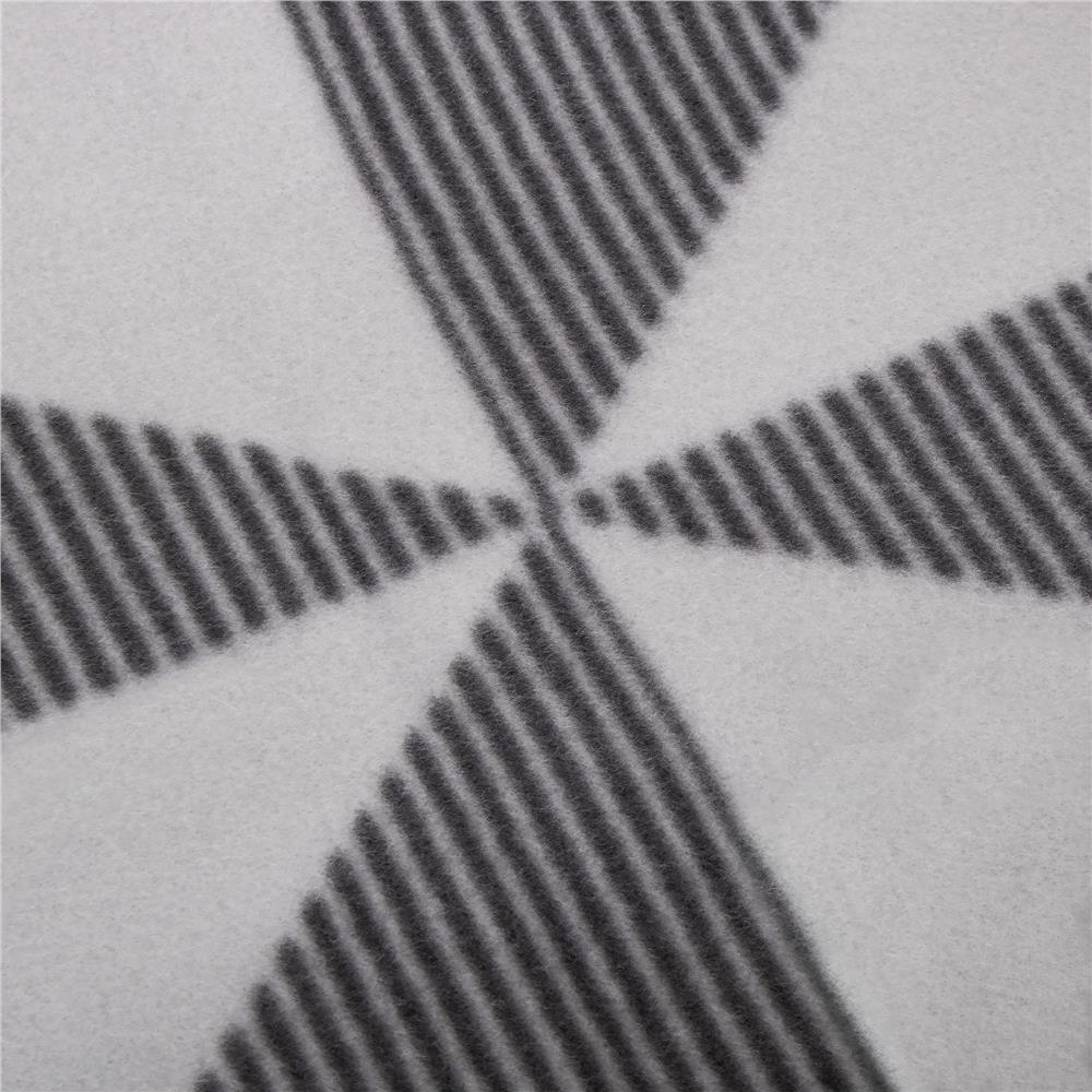 Patura pentru picnic sau plaja, cu folie izolatoare si maner, 180x220cm, gri [6]