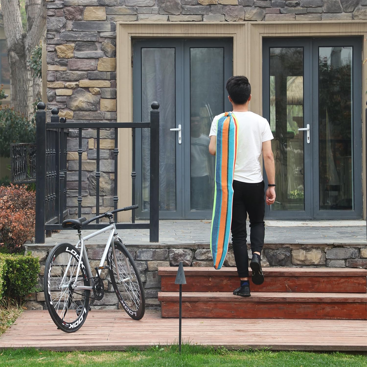 SONGMICS Hamac dublu cu bara lemn, perne incluse, maxim 300 kg, 210x150 cm, multicolor [6]