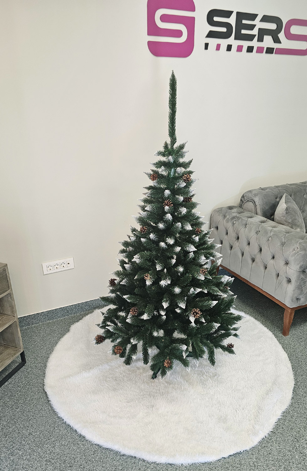 Brad artificial Christmas Deluxe by Sersimo, Danemark, 2D, 150cm [8]