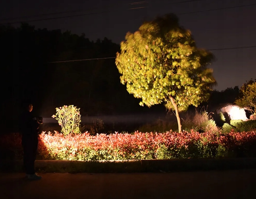 Lanterna multifunctionala, reincarcabila, power bank, 800lm, 7 moduri de luminare la 2 capete, negru [11]