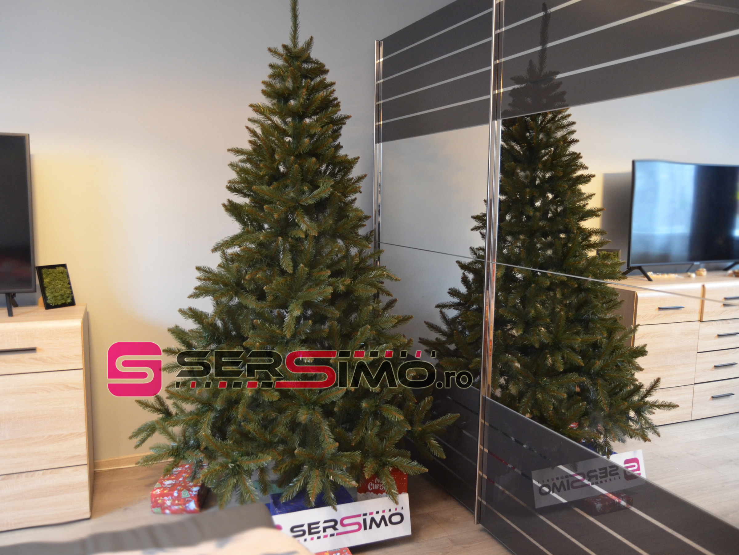 Brad artificial Christmas Deluxe by Sersimo, Royal, 220cm [3]