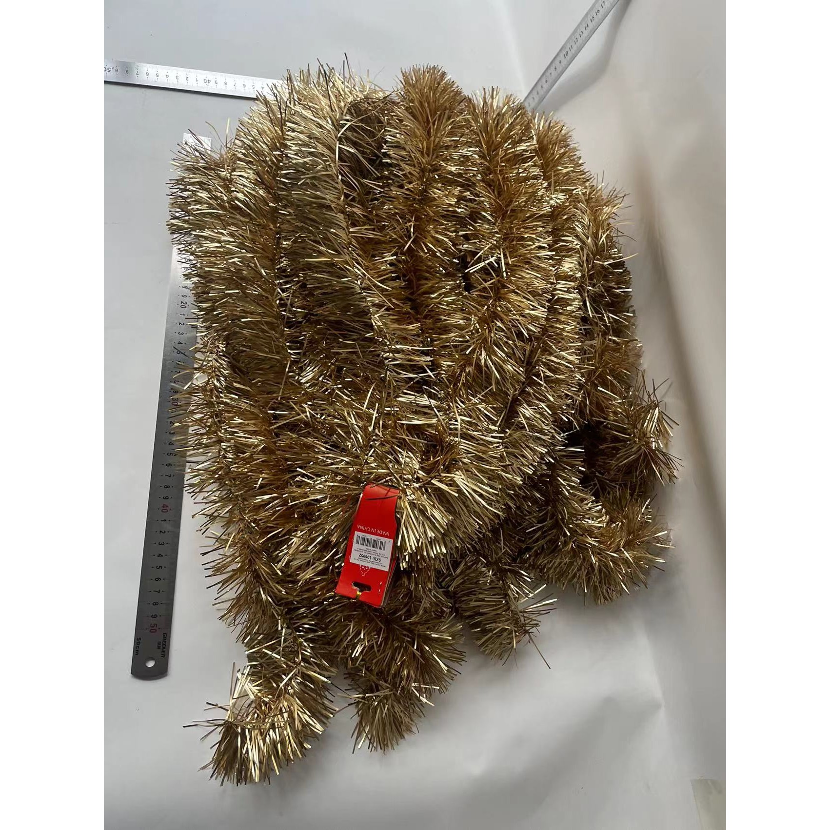 Beteala Craciun, , auriu, marimea: 2 m x 9 cm material:folie PVC, interior/exterior [12]