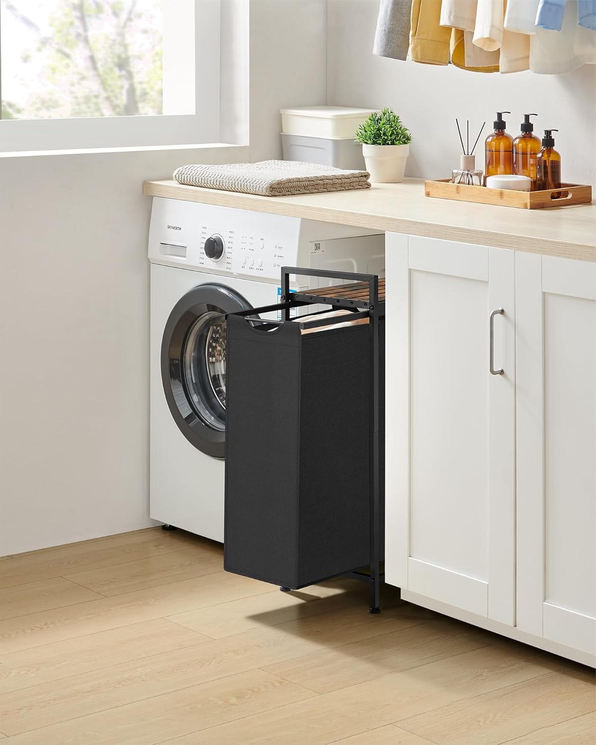 VASAGLE Cos rufe pentru spatii inguste, 47L cu sac textil detasabil, raft superior si cadru metalic, 42x22x75 cm, maro rustic [4]