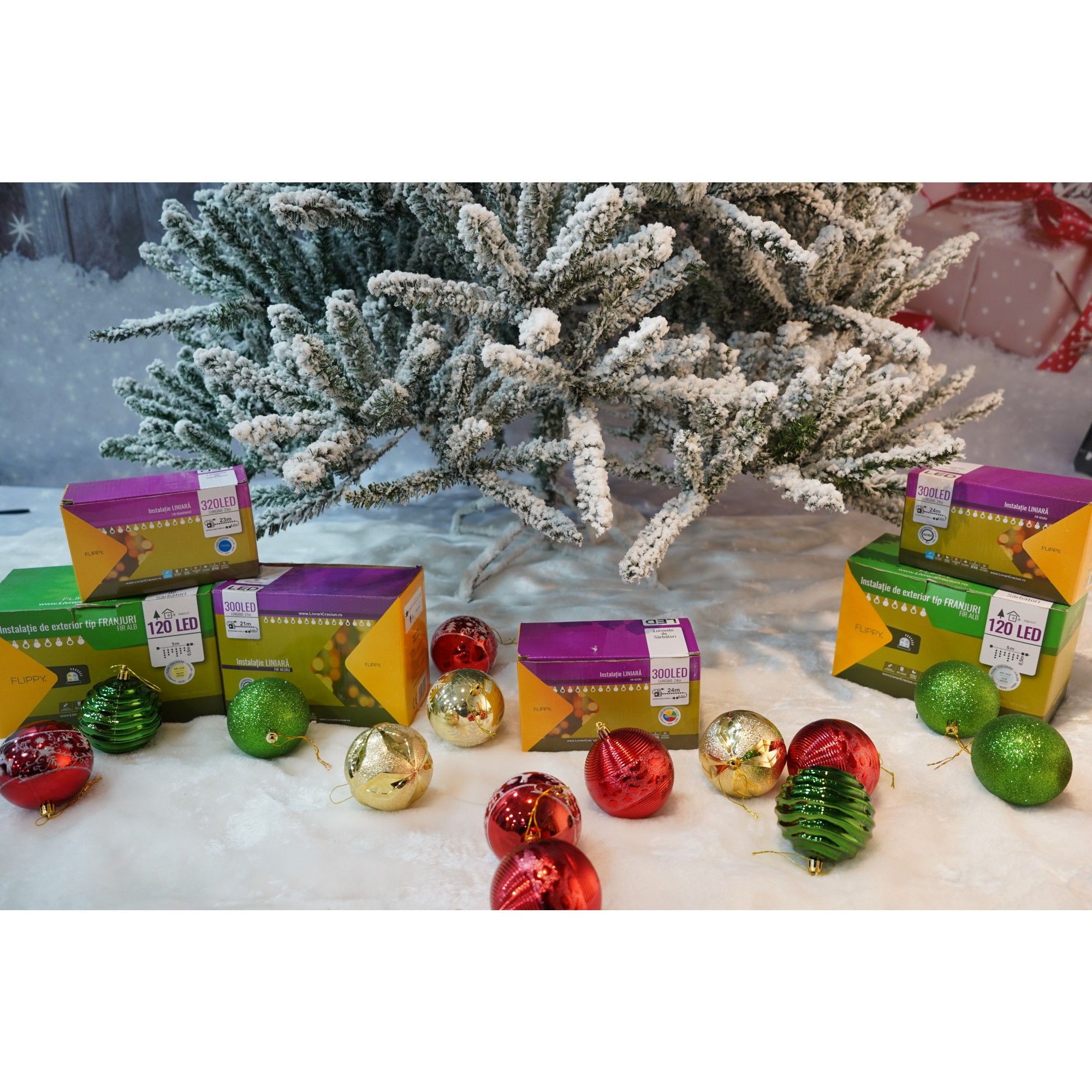 Brad Artificial de Craciun, , 2.10 m inaltime, Verde, Pulverizat alb-tip zapada, Diametru inferior 130 cm, Interior/ Exterior [9]