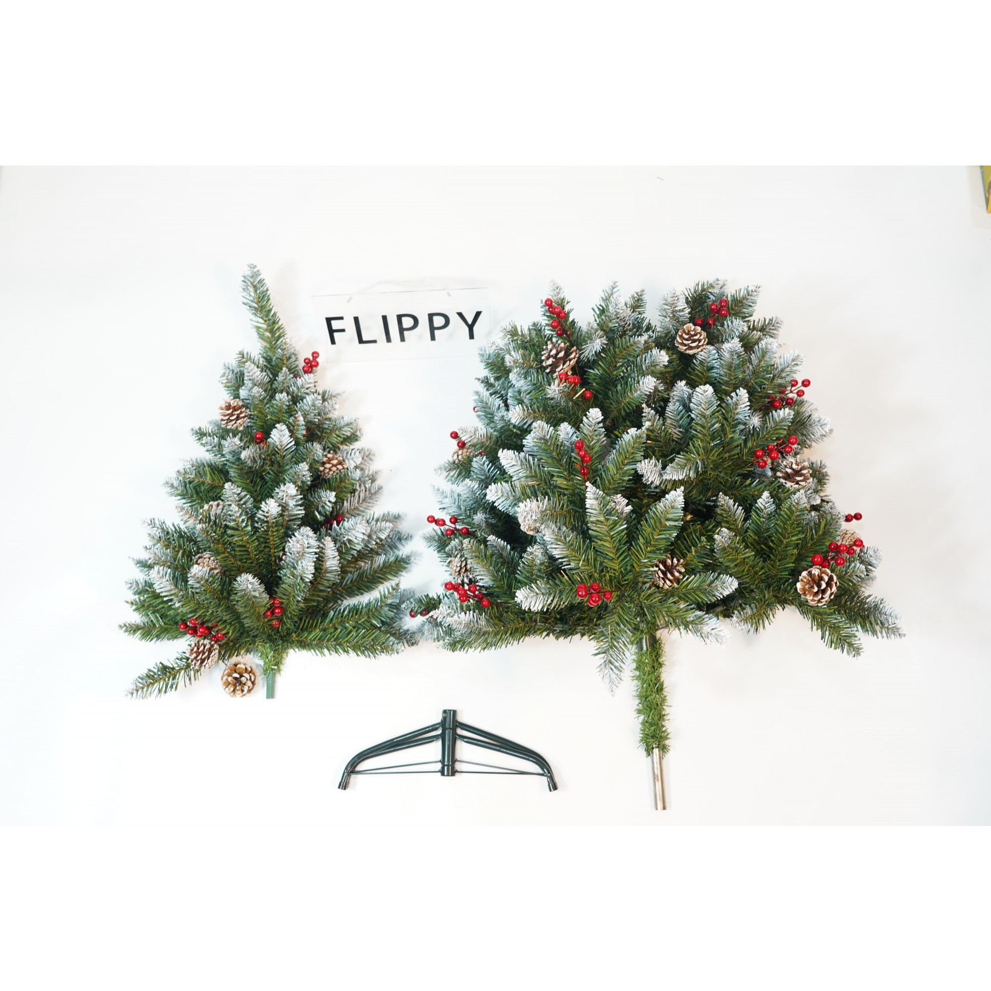 Brad Artificial de Craciun, , Sectionat pentru Perete/ Colt, 1.50 m inaltime, Verde, Decorat, Diametru Inferior 83 cm, Interior/ Exterior [3]