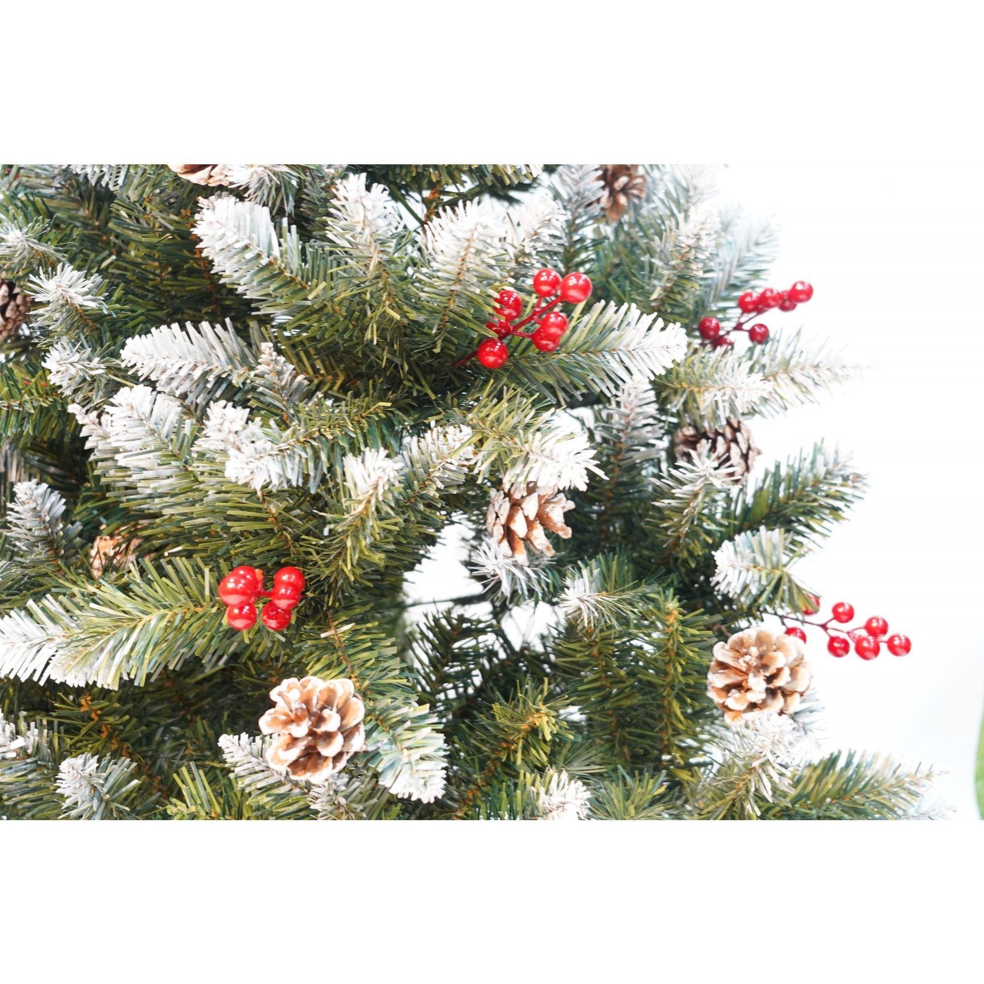 Brad Artificial de Craciun, , Sectionat pentru Perete/ Colt, 1.50 m inaltime, Verde, Decorat, Diametru Inferior 83 cm, Interior/ Exterior [10]