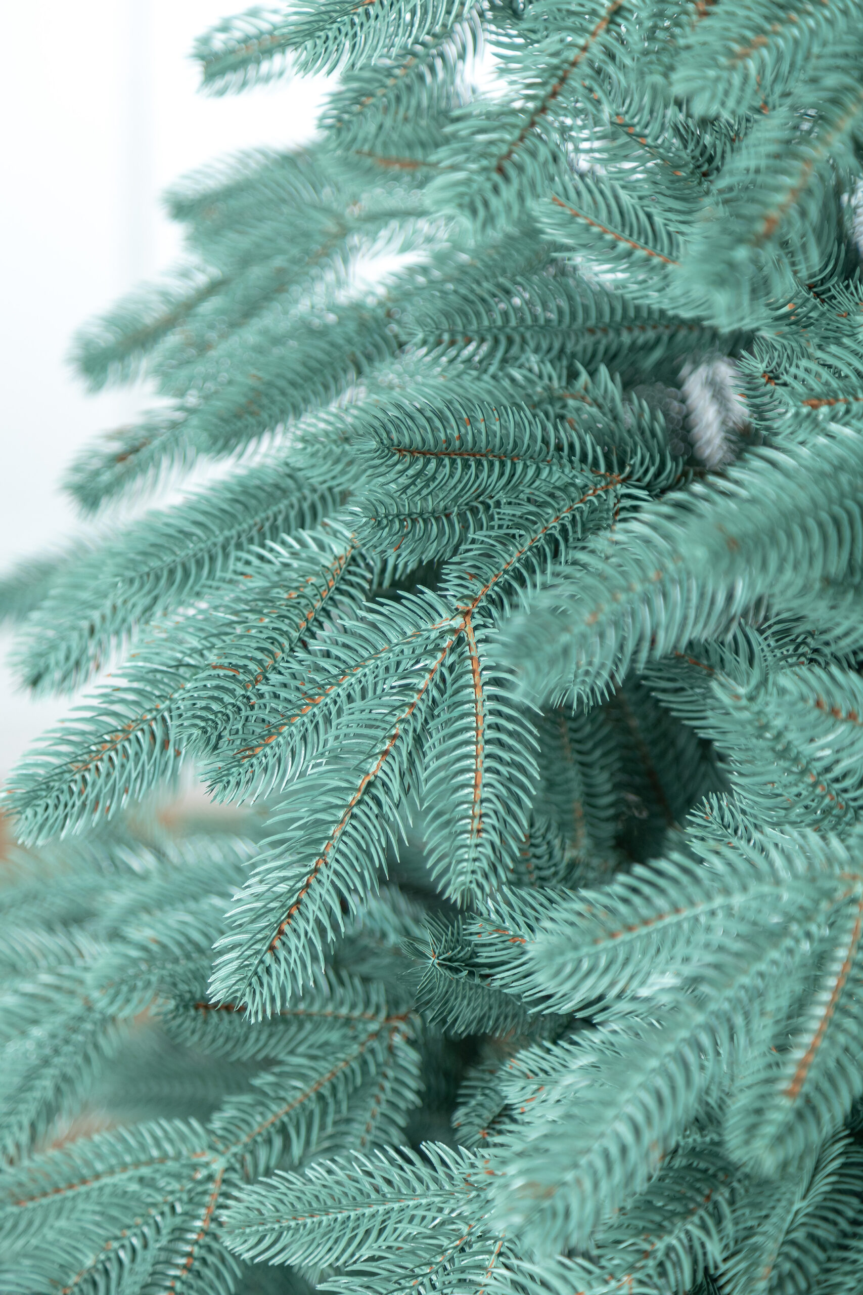 Brad artificial Christmas Deluxe by Sersimo, Laponia Select argintiu, integral 3D, 210cm [26]