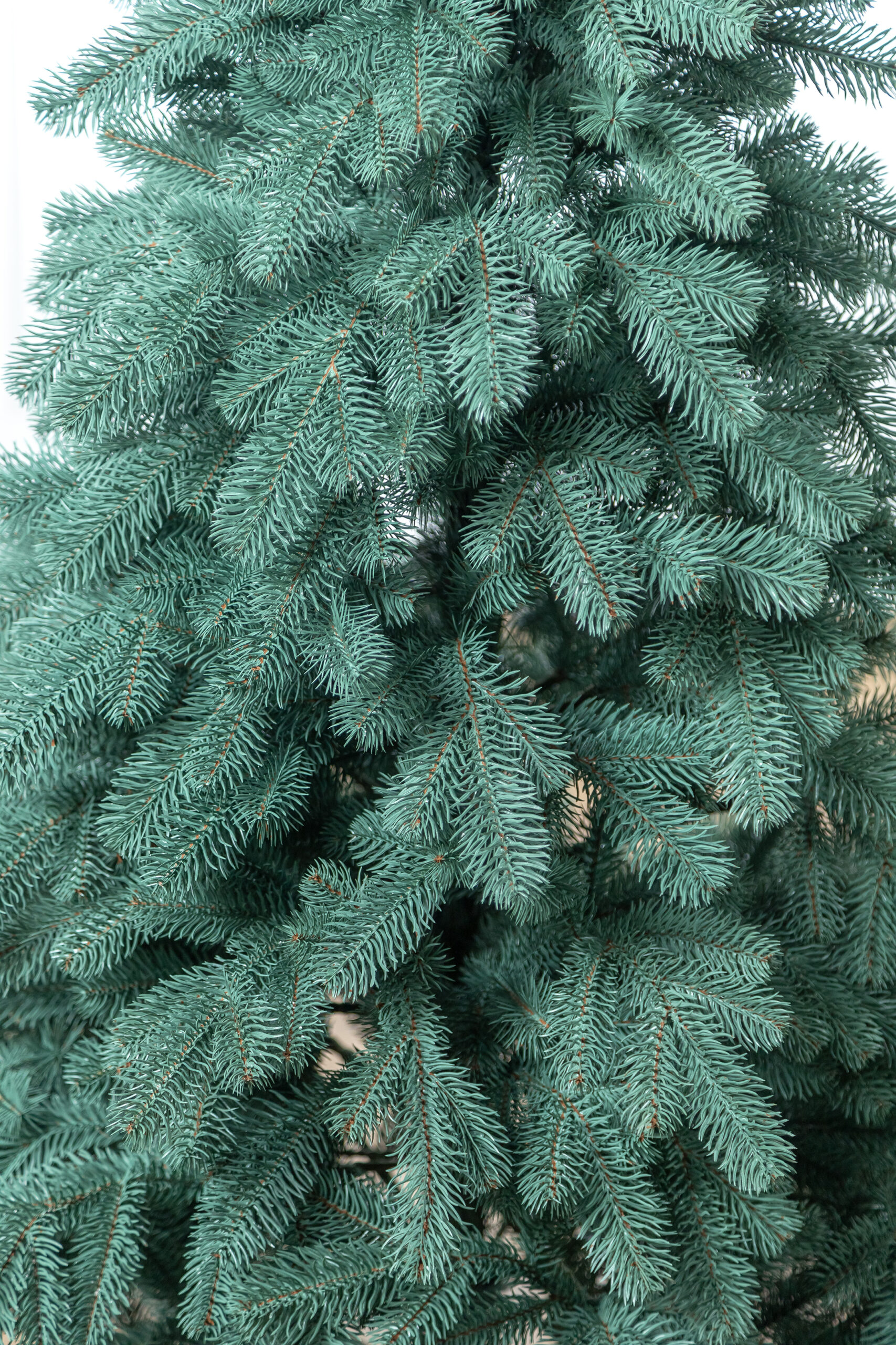 Brad artificial Christmas Deluxe by Sersimo, Kovalivka Select argintiu, integral 3D, 210 cm [19]