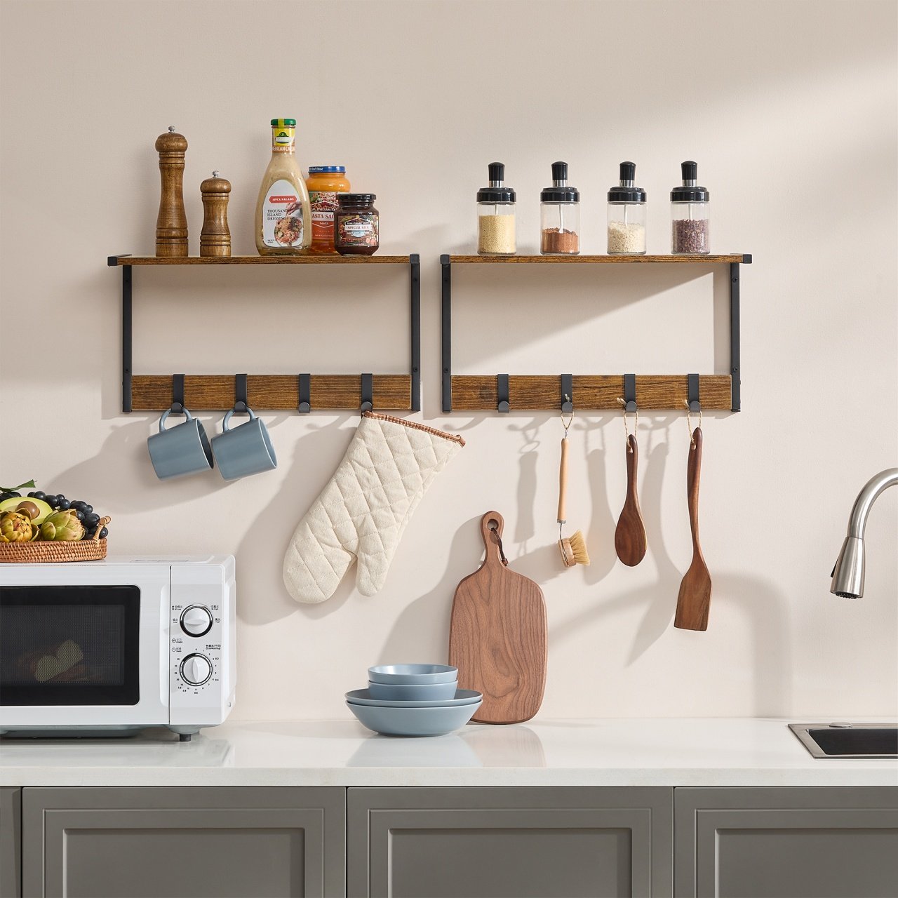 VASAGLE Cuier perete set 2 bucati, PAL si cadru metalic, 50x24x27 cm, maro rustic [5]