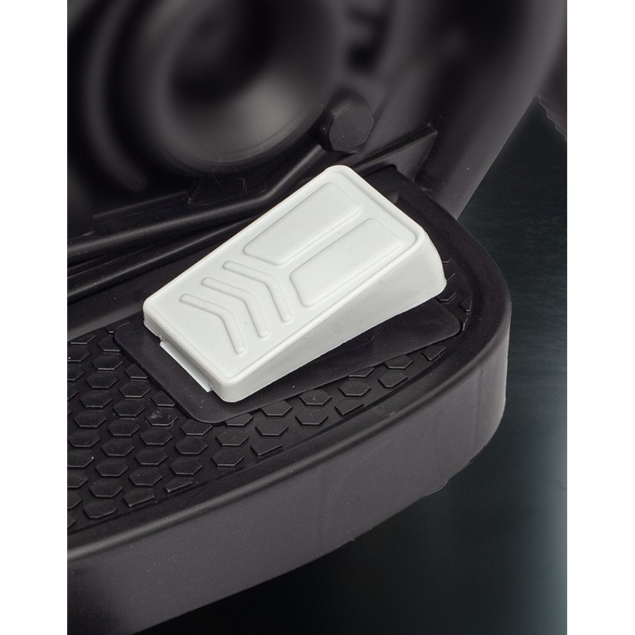 Motocicleta Electrica cu 2 Roti Mari si 2 Roti Ajutatoare, , Acumulator Incarcare, Anti-Rasturnare, Lumini, Muzica, Motor:380, Baterie 6V4.5, 41.5x70x34 cm, 4.5 Kg, 3 Ani+, Alb Negru [12]