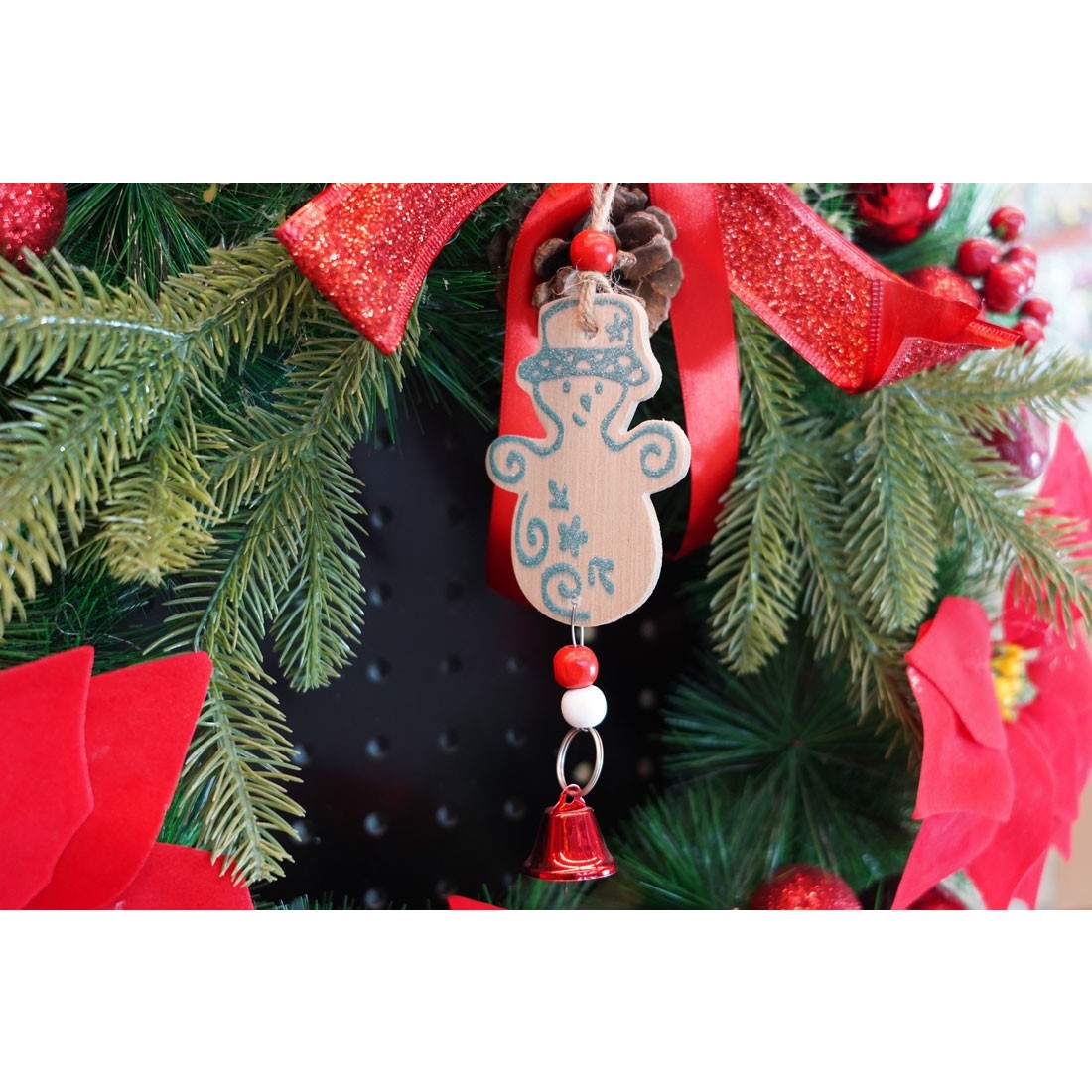 Ornament de brad om de zapada, , multicolor, lemn, 17 cm [3]