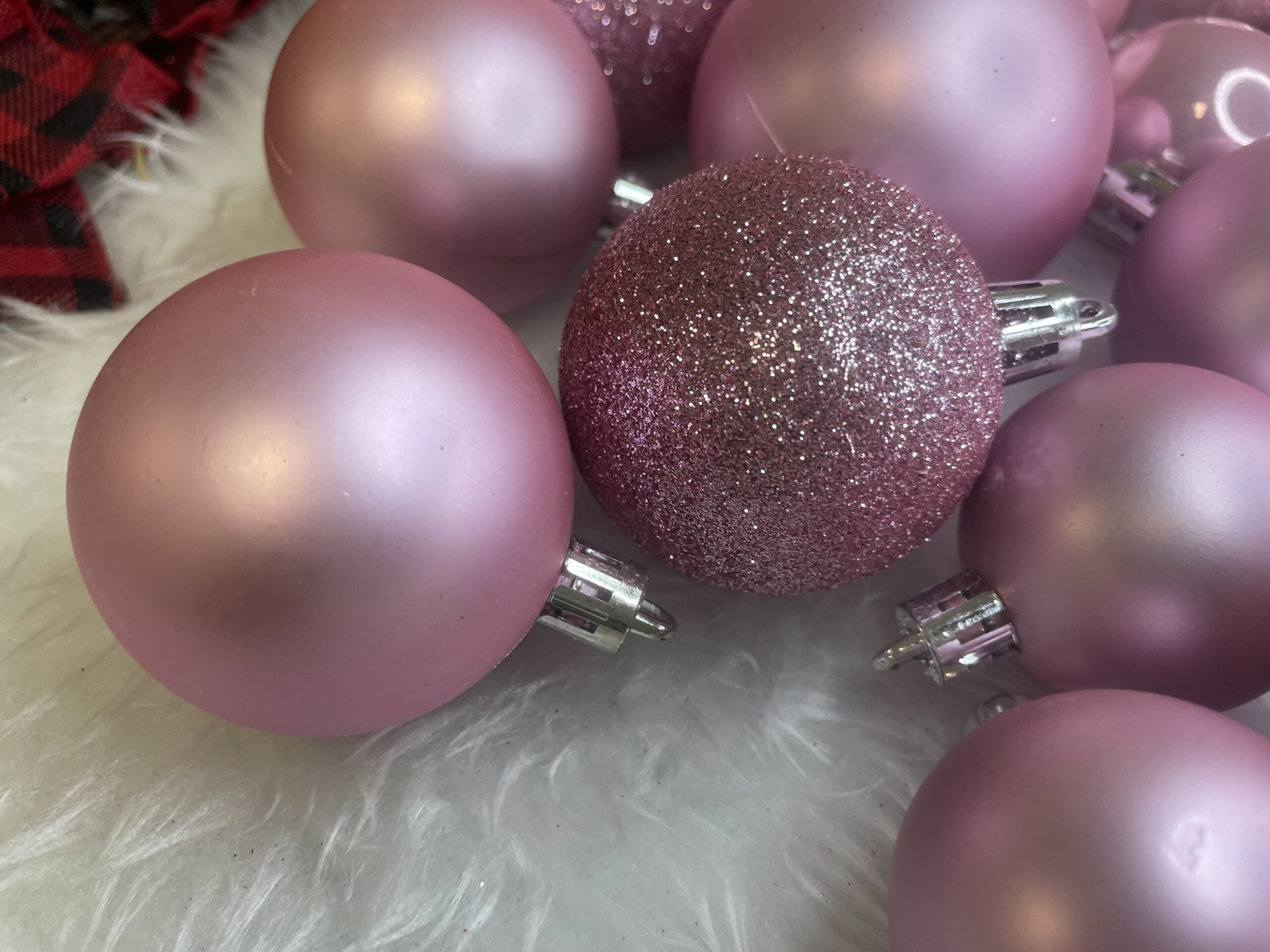 Set globuri de Craciun, 30 bucati, 3 modele, 4/5/6cm, roz [12]