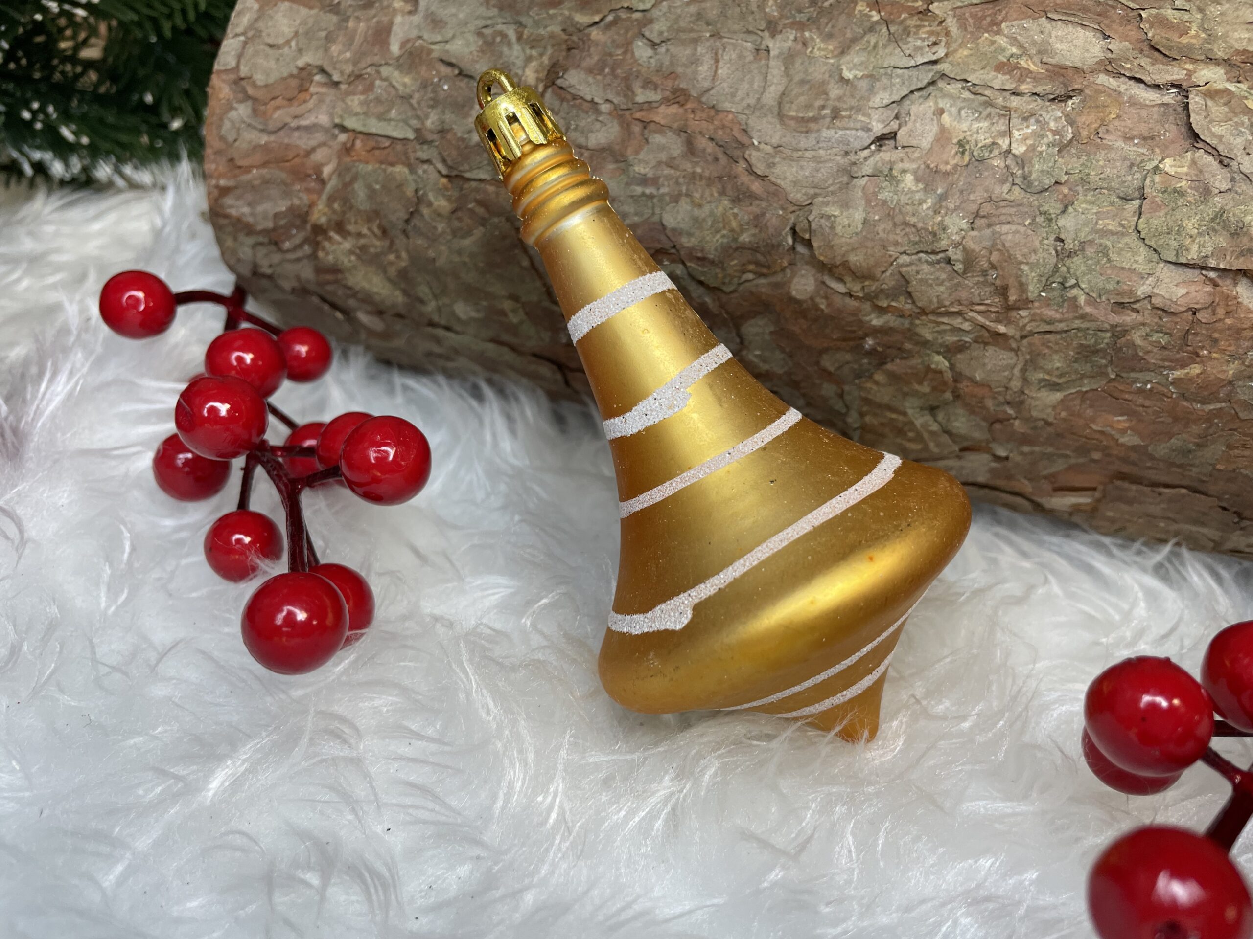 Set globuri si decoratiuni de Craciun, 155 piese, diverse dimensiuni, auriu [23]