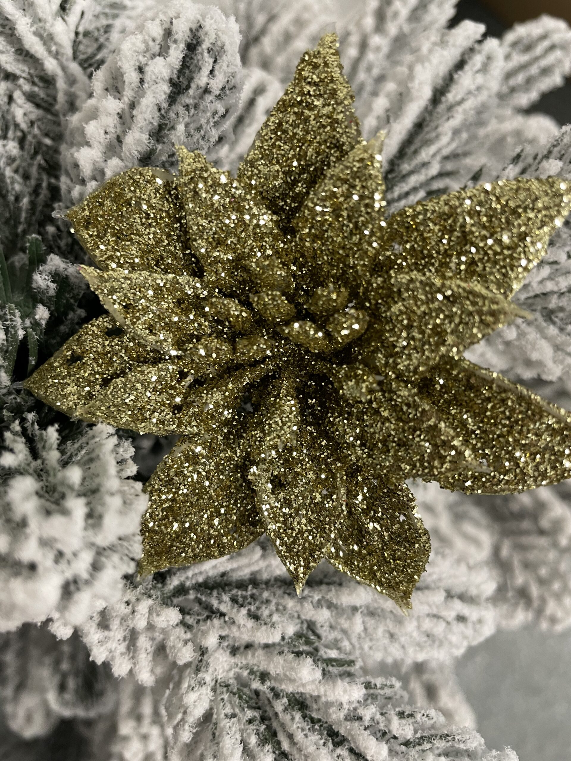 Set 10 ornamente pentru bradul de Craciun, stea Poinsettia, 14cm, auriu [18]