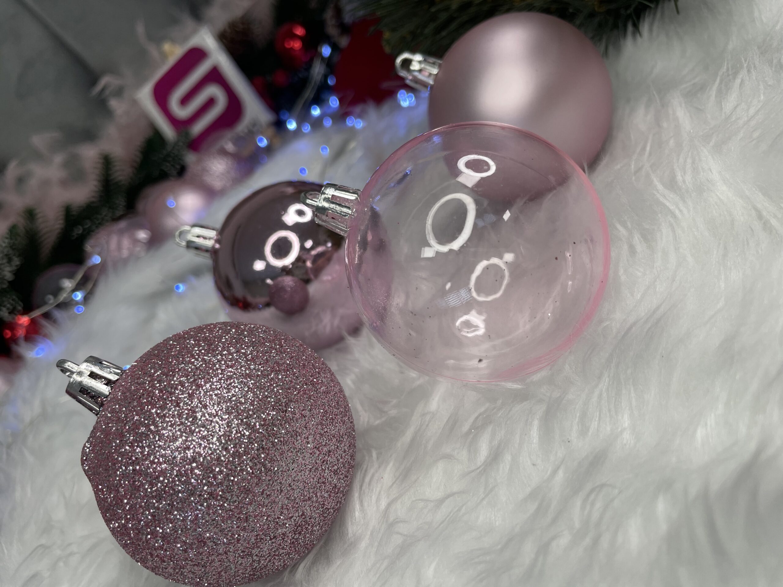 Set globuri de Craciun, 100 bucati, 6cm, roz [15]