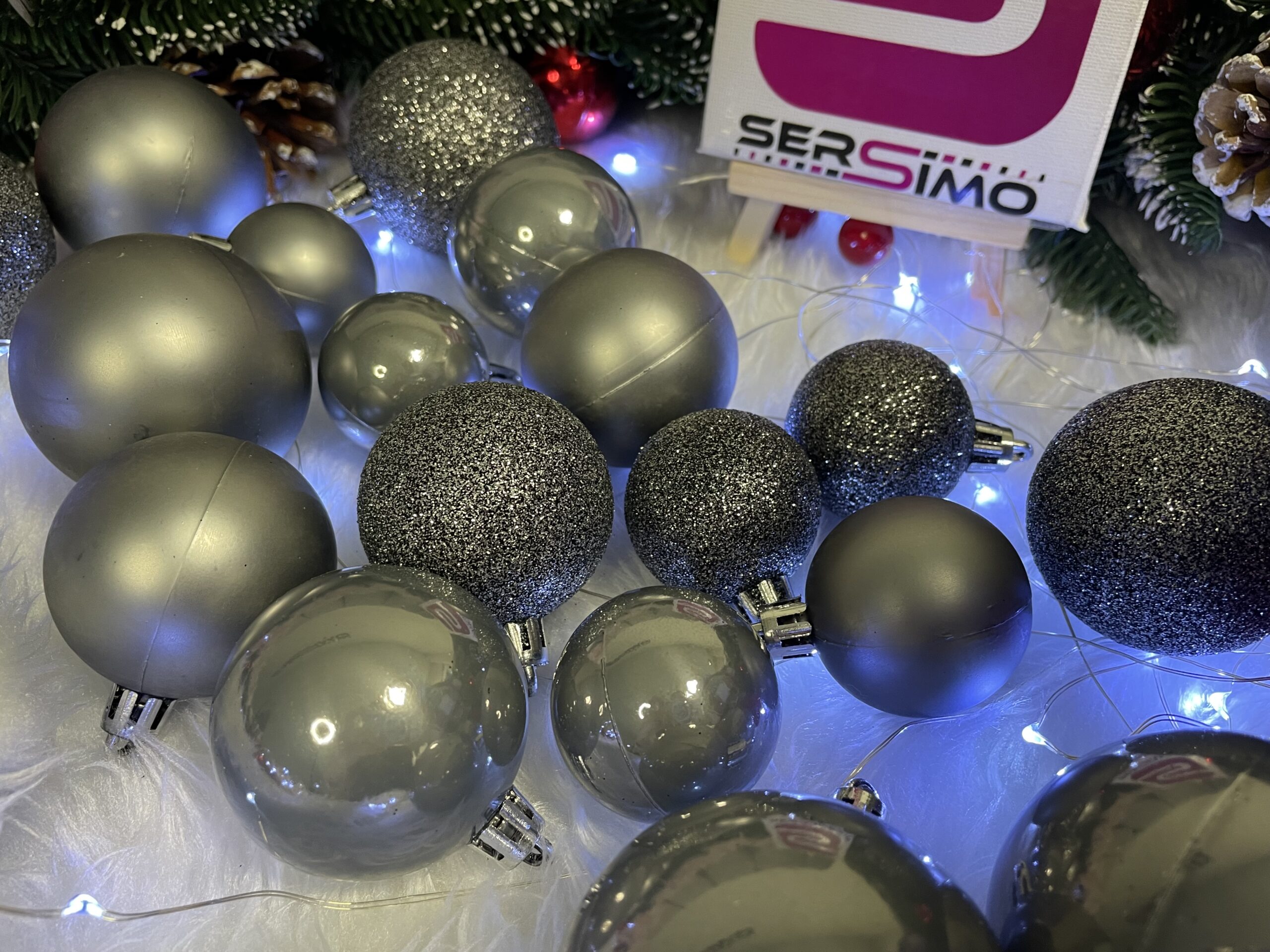 Set globuri de Craciun, 30 bucati, 3 modele, 4/5/6cm, gri argintiu [12]