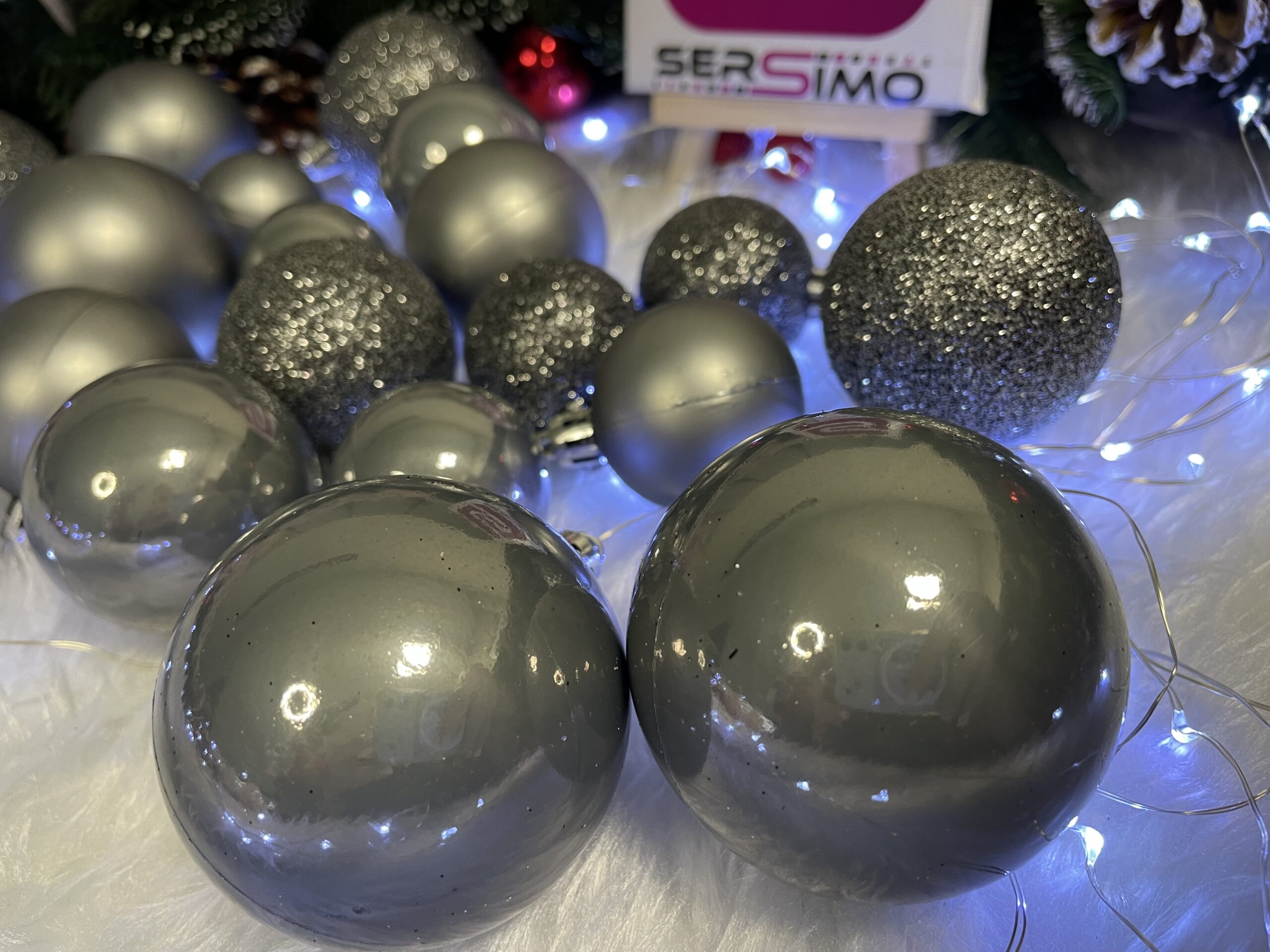 Set globuri de Craciun, 30 bucati, 3 modele, 4/5/6cm, gri argintiu [13]