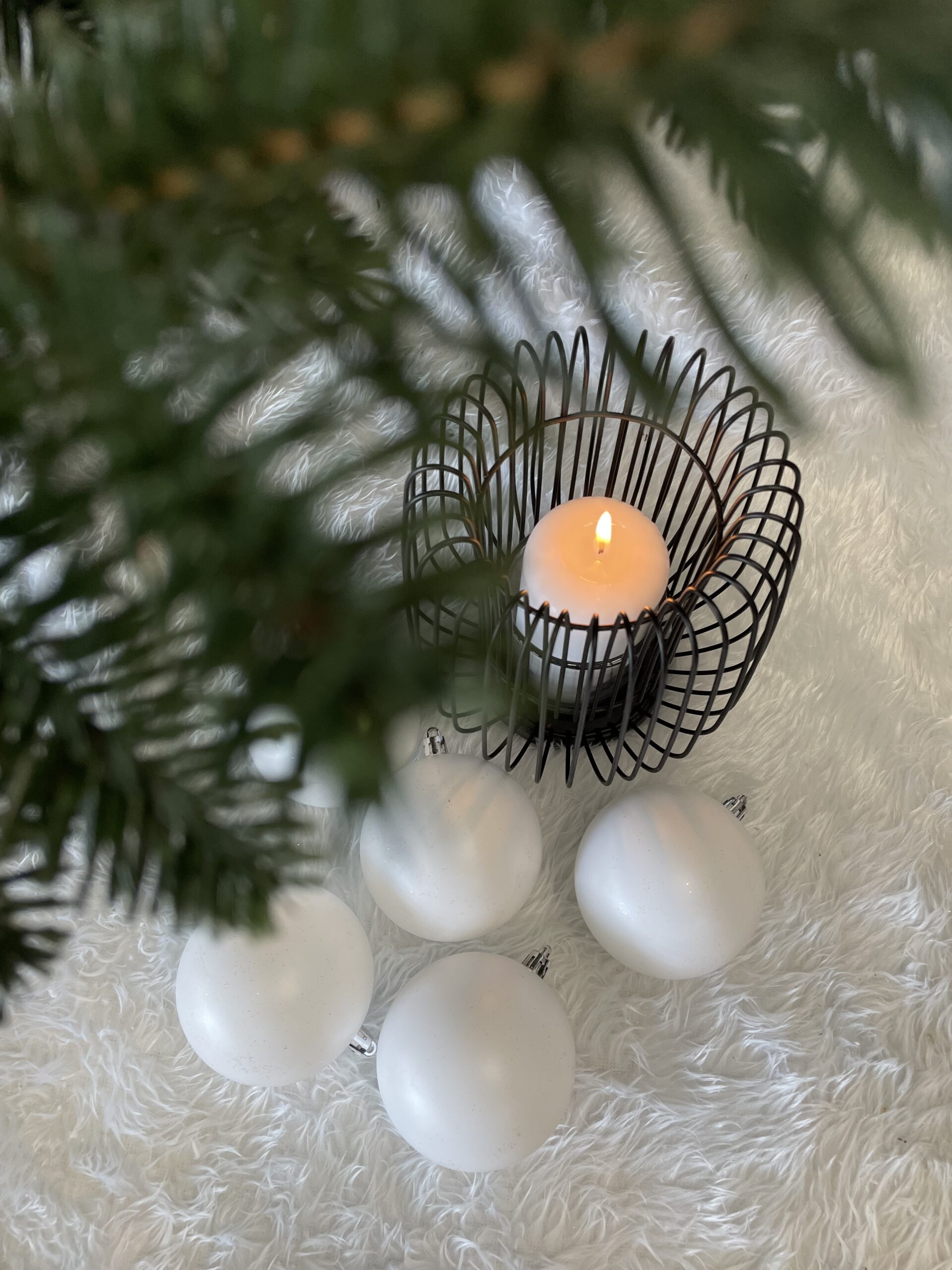 Set globuri de Craciun, 20 bucati, 8cm, alb mat [11]