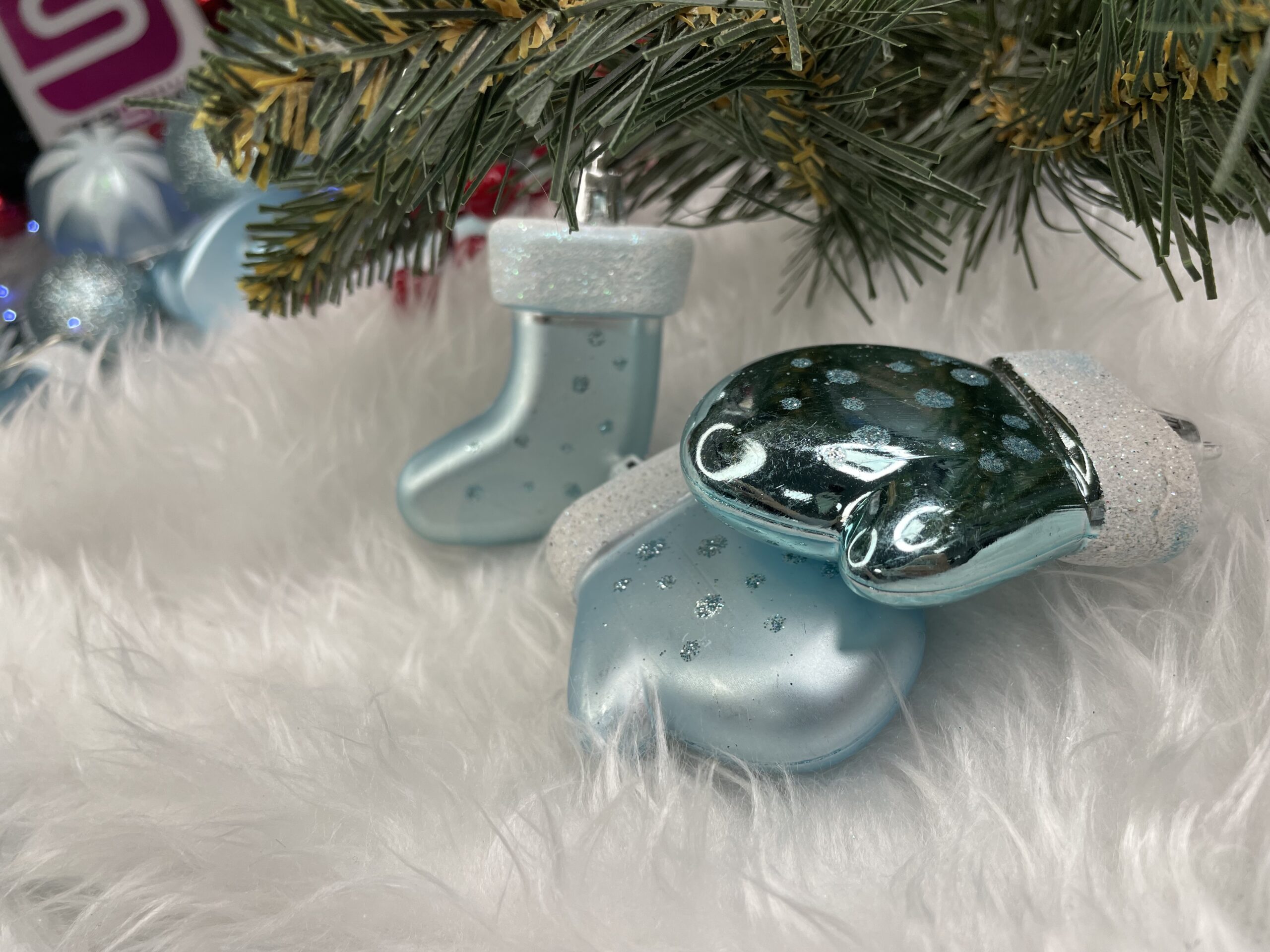 Set globuri si decoratiuni de Craciun, 77 piese, diverse dimensiuni, albastru [23]