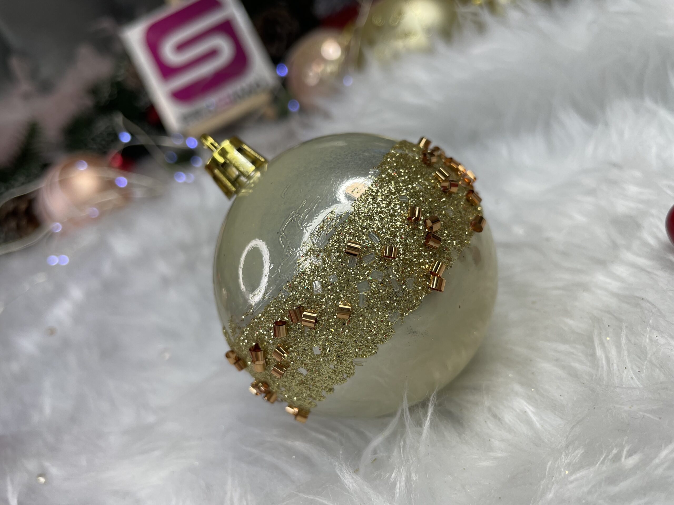 Set globuri de Craciun cu modele de sarbatori, 30 bucati, 6cm, roz si auriu [19]