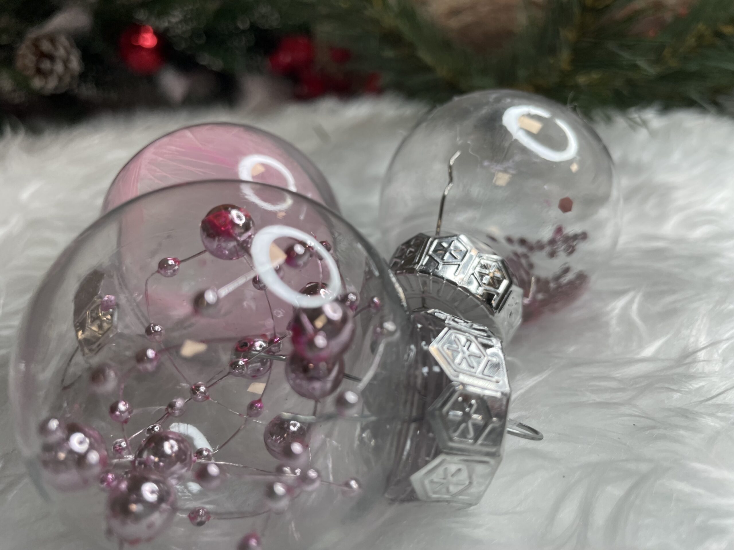 Set globuri de Craciun Inedit, 24 bucati, 5cm, transparente si roz pal [20]