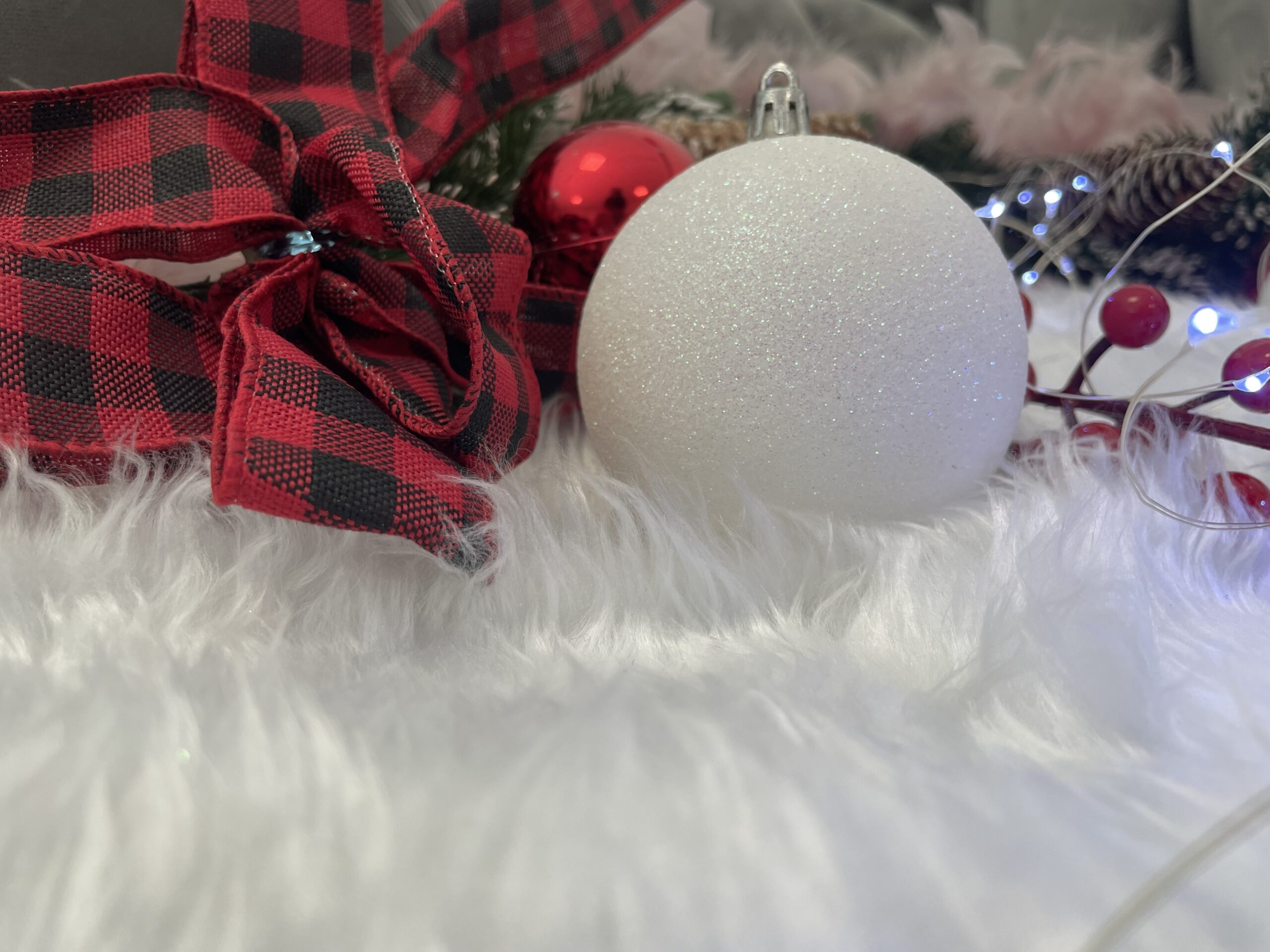 Set globuri de Craciun, 20 bucati, 8cm, alb perlat [15]