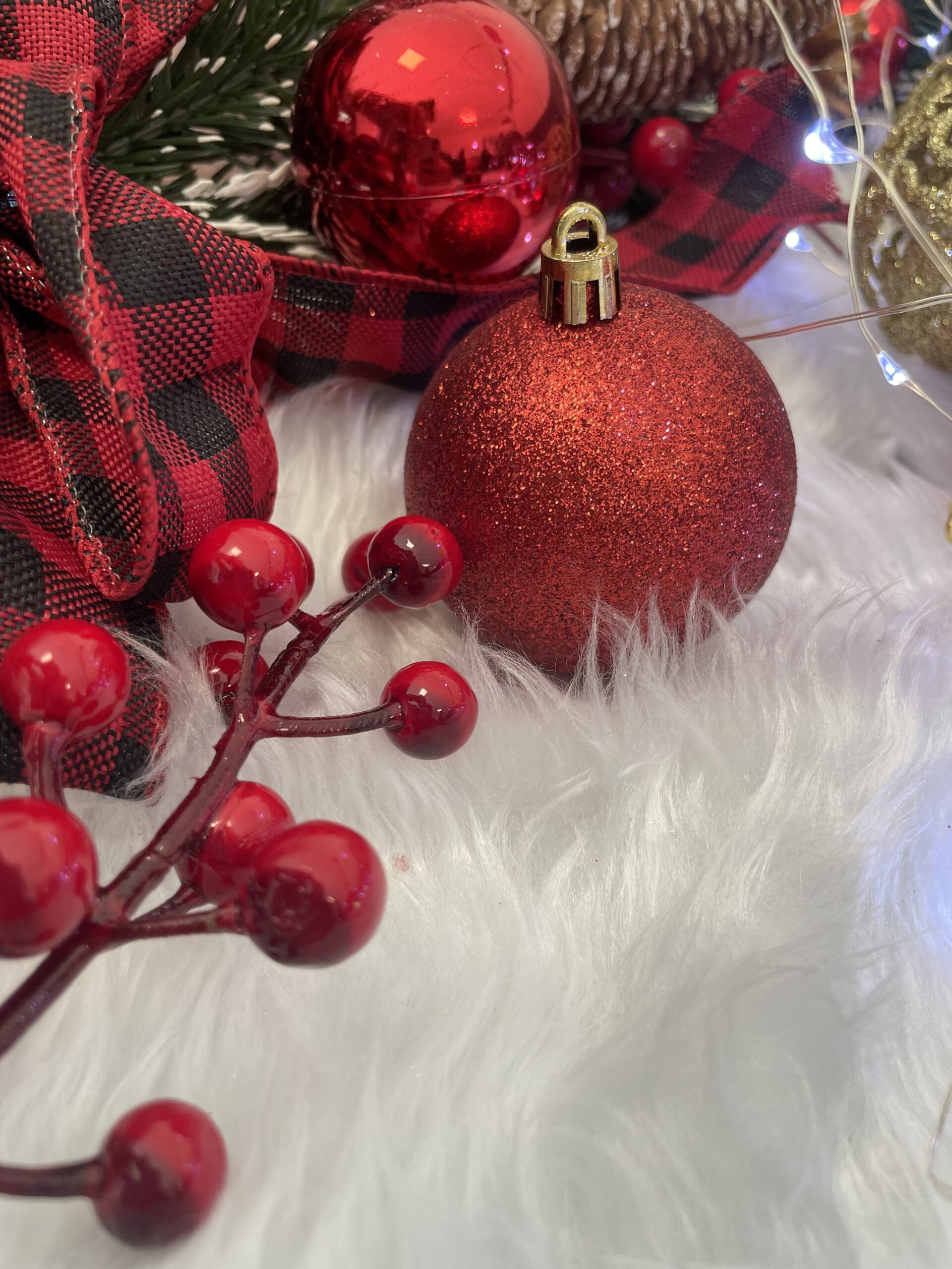 Set globuri de Craciun, 100 bucati, 3-6cm, rosu auriu [18]