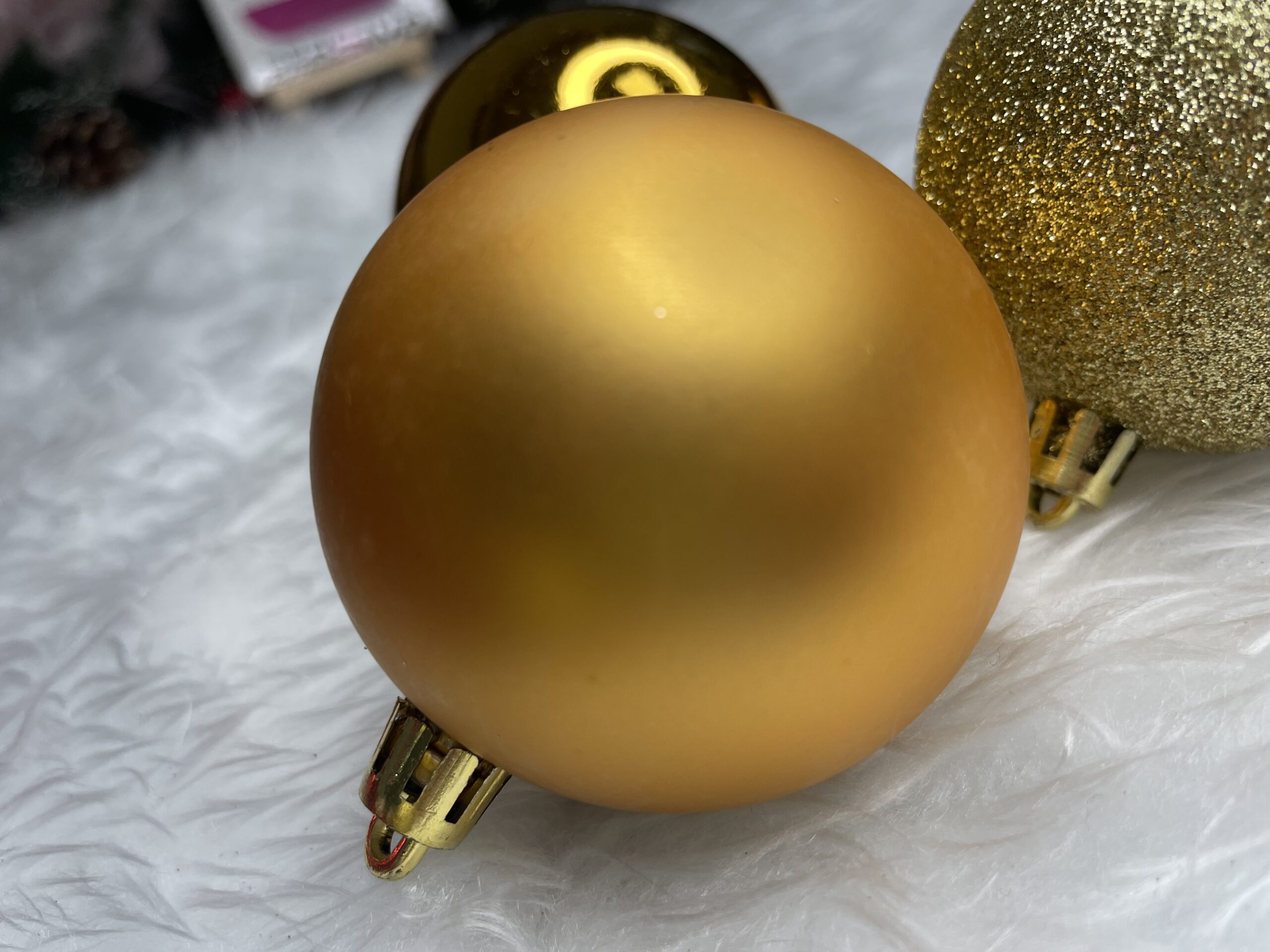 Set globuri de Craciun, 30 bucati, 3 modele, 6cm, auriu [21]