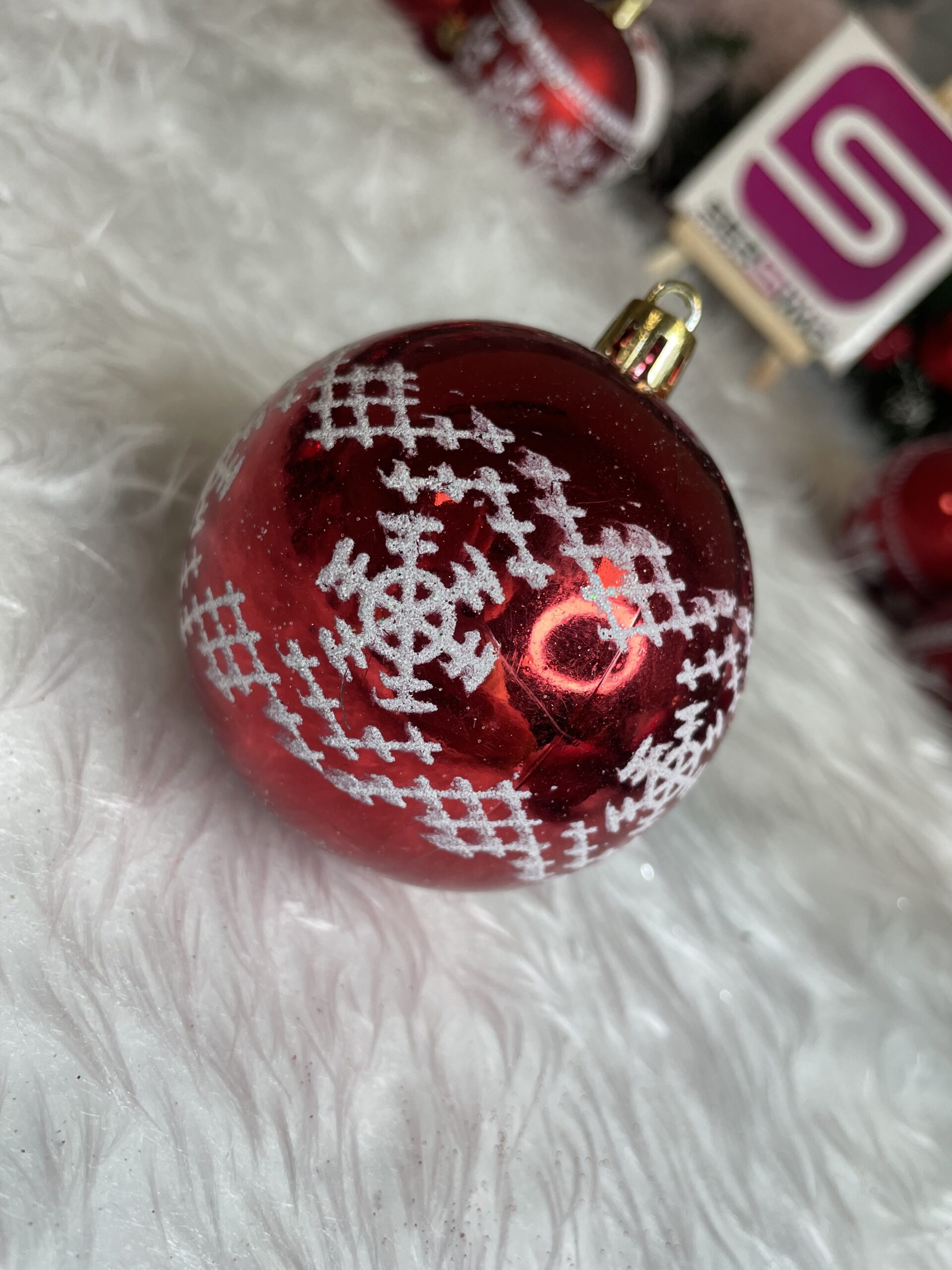 Set globuri de Craciun cu modele de sarbatori, 30 bucati, 7cm, alb rosu [14]