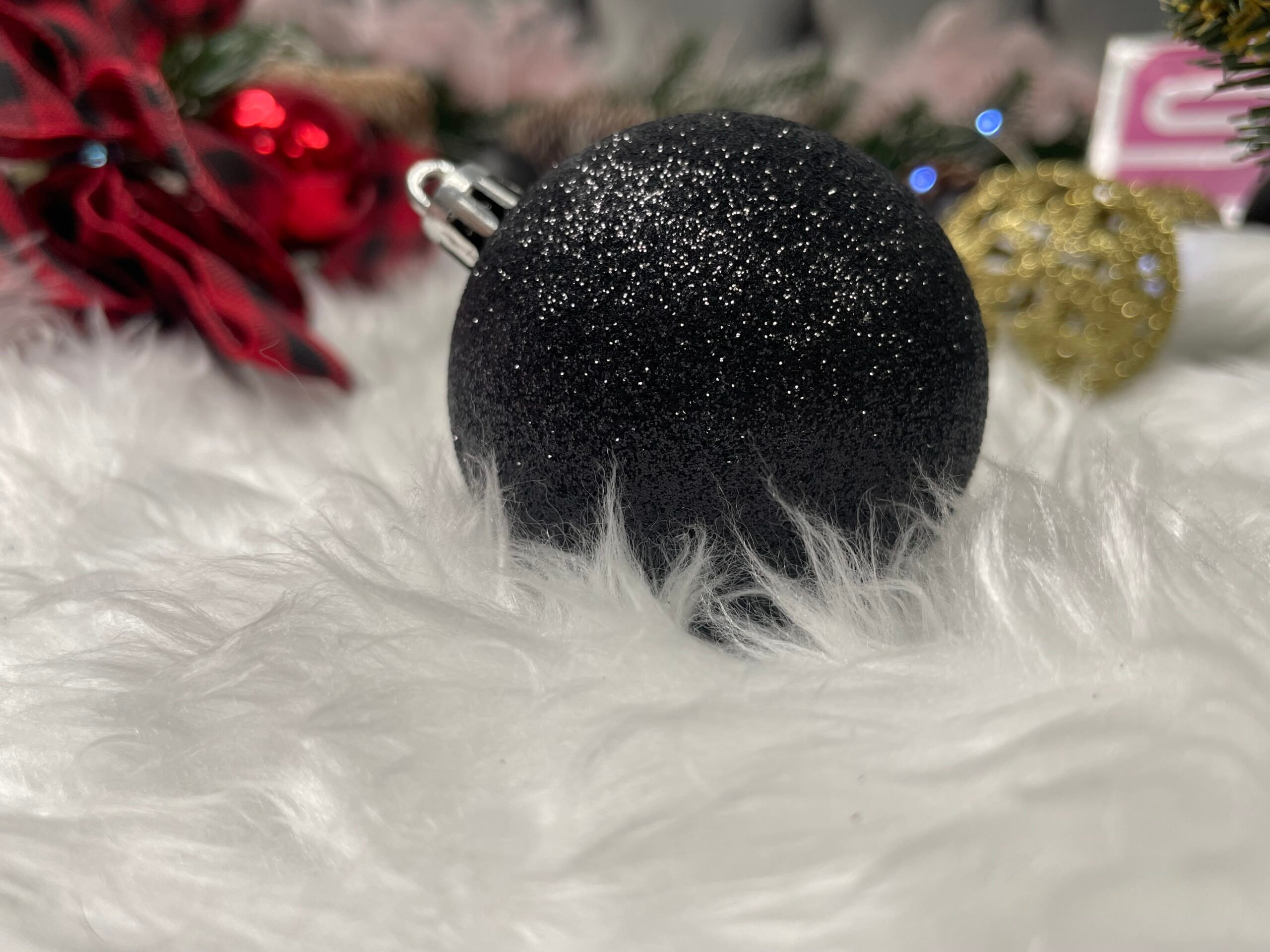 Set globuri de Craciun, 100 bucati, 3-6cm, negru auriu [20]