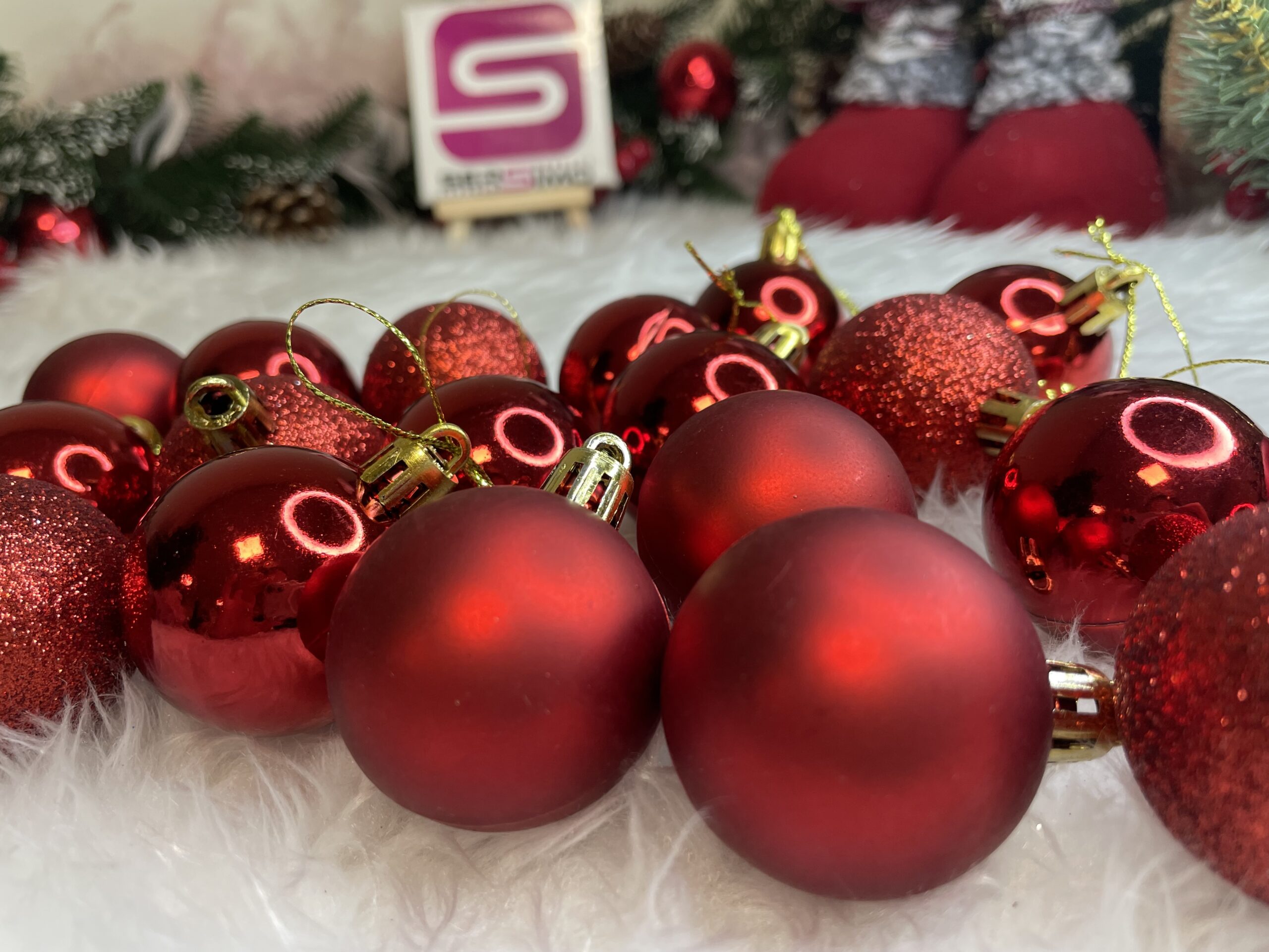 Set globuri de Craciun, 20 bucati, 3 modele, 4cm, rosu [12]