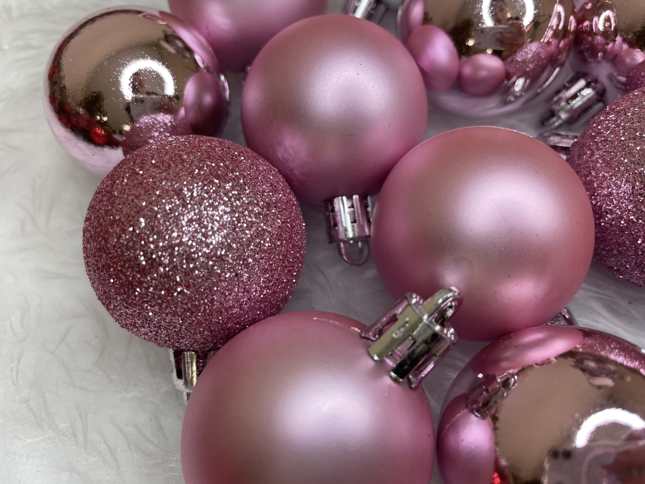 Set globuri de Craciun, 20 bucati, 3 modele, 4cm, roz [15]