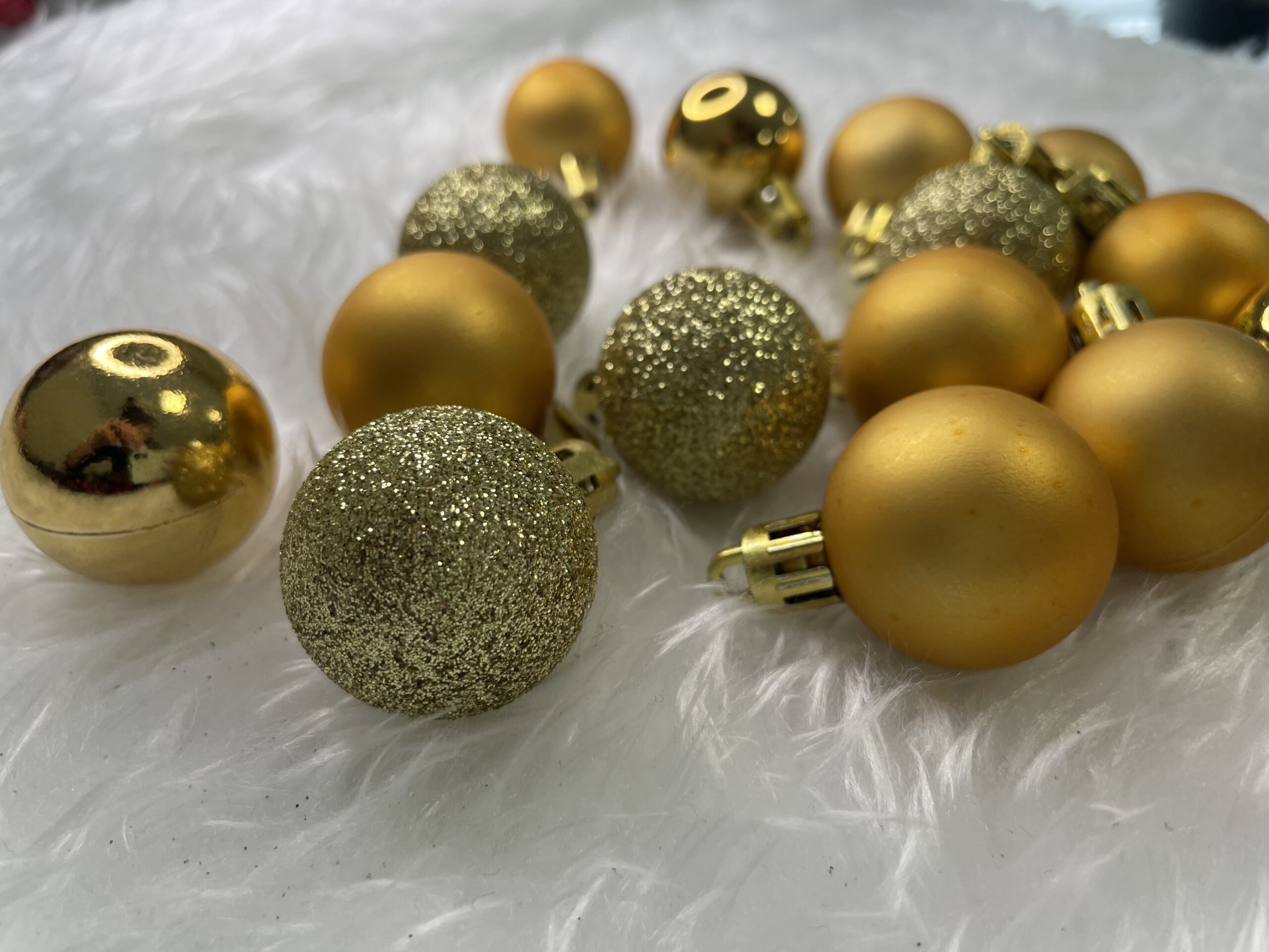 Set globuri de Craciun, 30 bucati, 3 modele, 3cm, auriu [18]