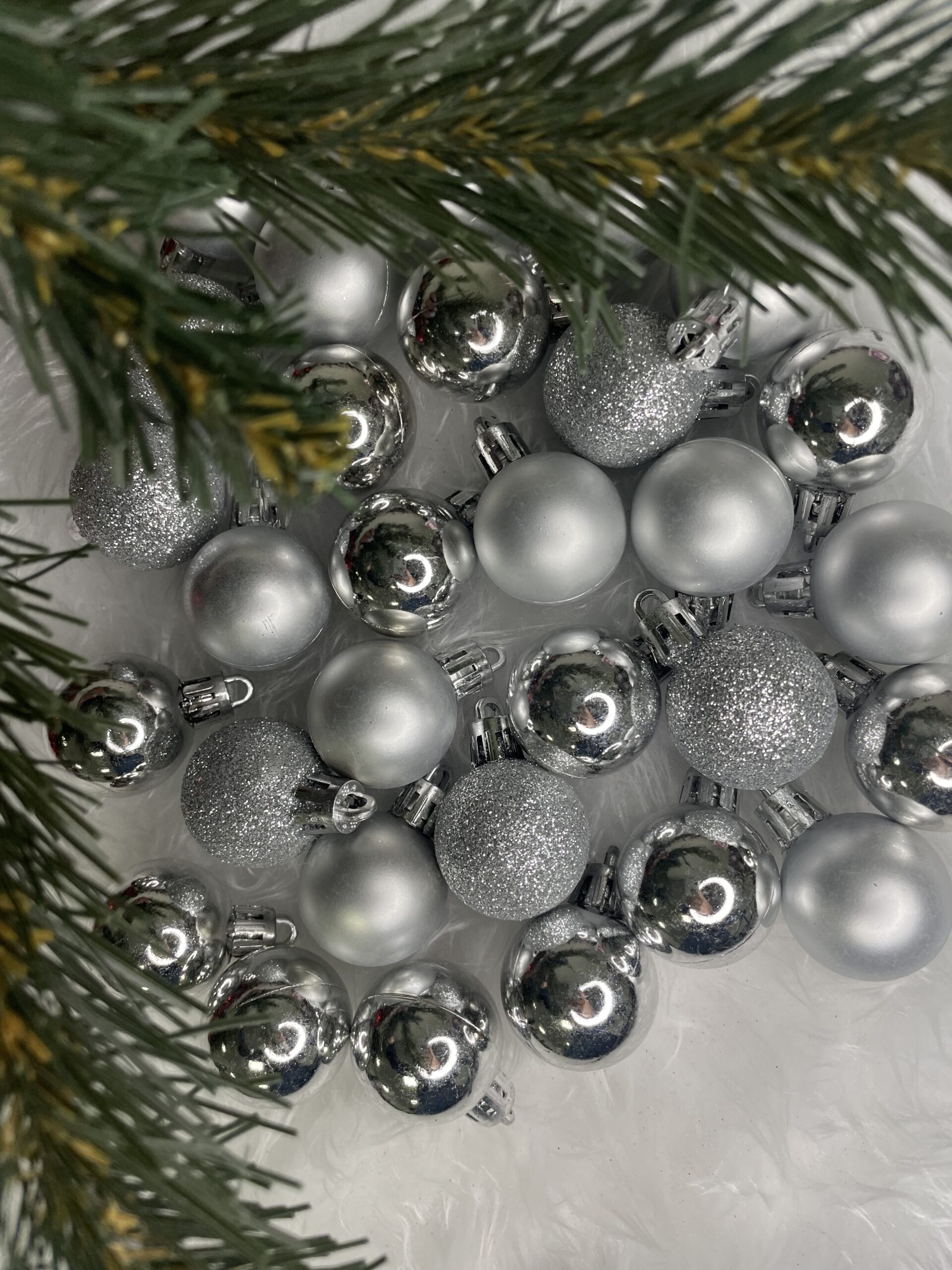 Set globuri de Craciun, 30 bucati, 3 modele, 3cm, argintiu [14]