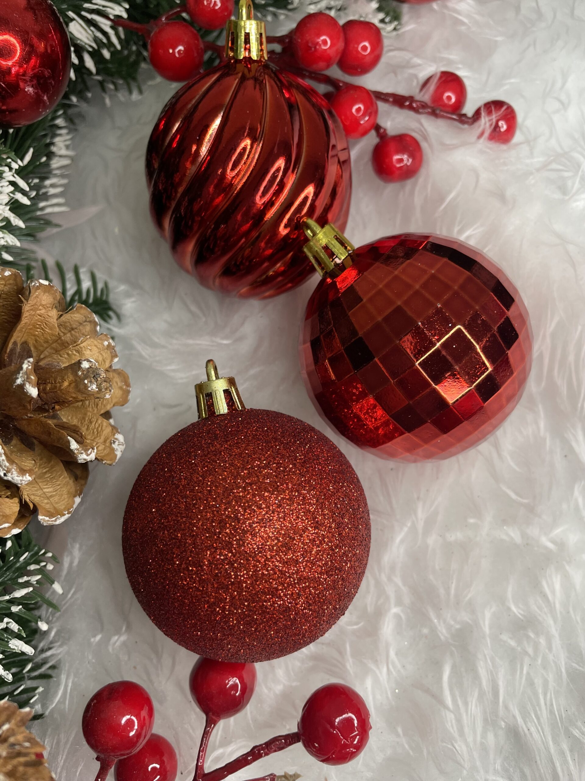 Set globuri de Craciun, 20 bucati, 5 modele, 6cm, rosu [17]
