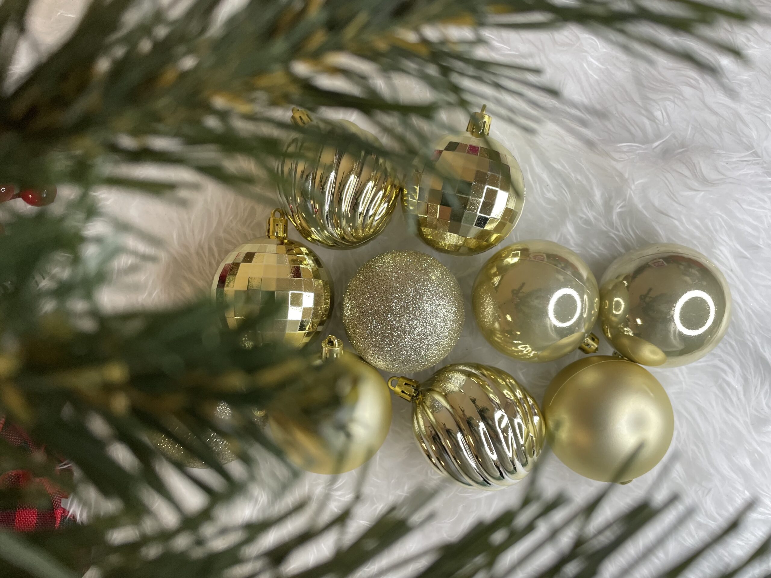 Set globuri de Craciun, 20 bucati, 5 modele, 6cm, auriu [14]