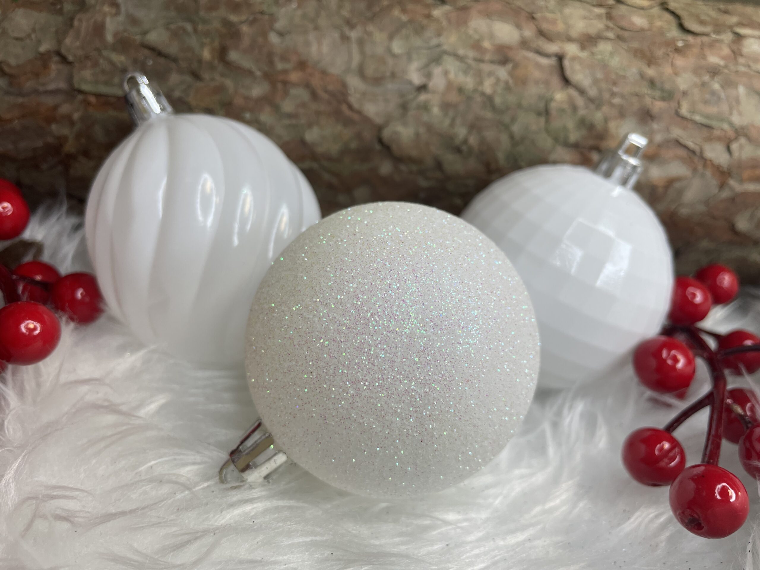 Set globuri de Craciun, 20 bucati, 5 modele, 6cm, alb [24]