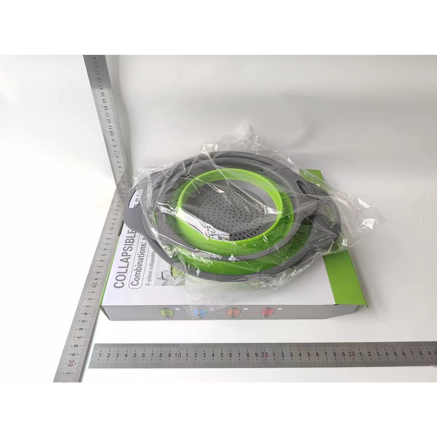 Set 2 strecuratori pliabile din silicon alimentar , cu manere, fund antiaderent si antialunecare, rotunda, doua dimensiuni, usor de depozitat, compatibil cu masina de spalat vase, verde [10]