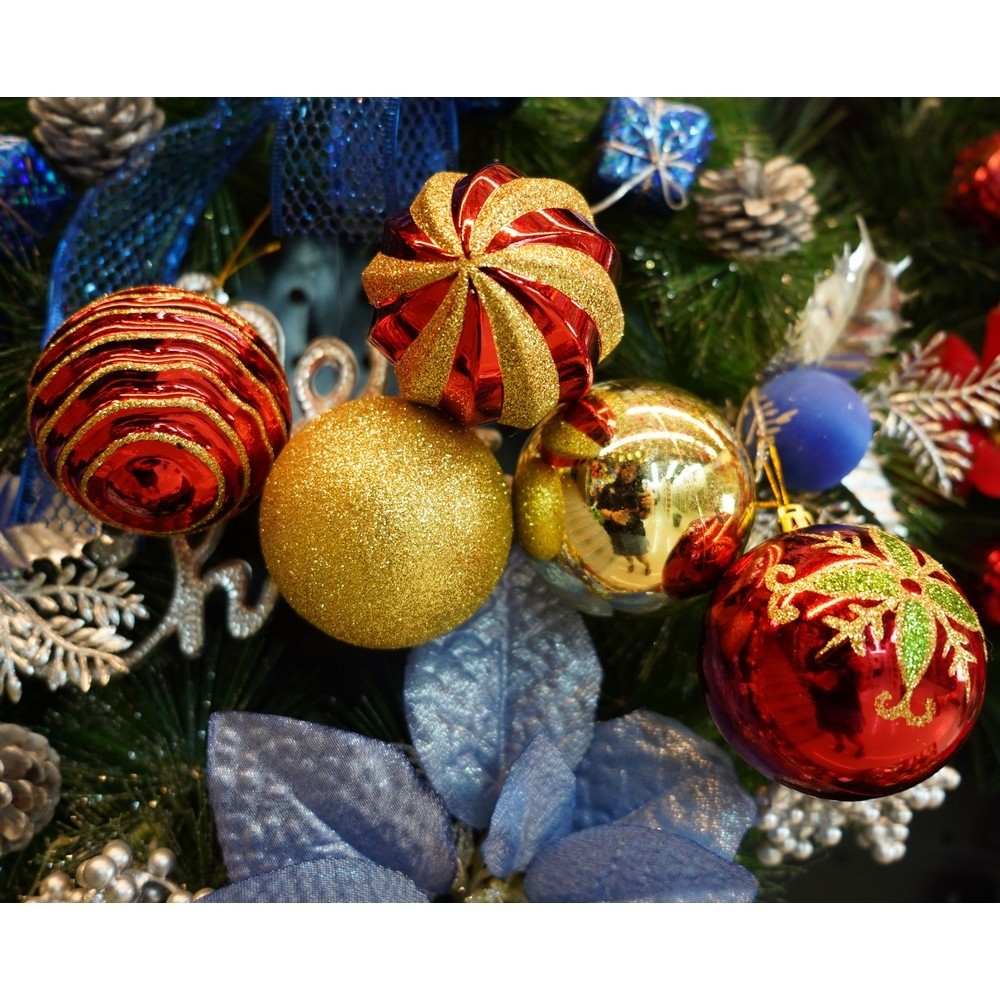Set de 24 ornamente de brad, , de tip Glob, Rosu/ Auriu, cu ø de 7 cm, din plastic, cu finisaj sclipitor , cutie 16 cm lungime x 36 cm inaltime x 16 cm adancime [10]